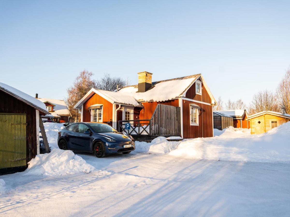 Lulea Village Cabin Exterior photo